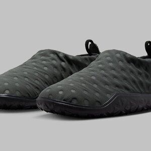 Nike ACG men’s Moc Sz 11 never worn